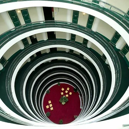 托瑞水疗酒店及餐厅